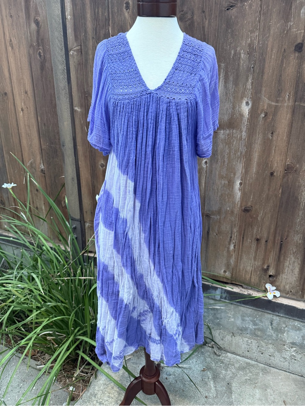 Purple Tie-Dye V-Neck Maxi Dress